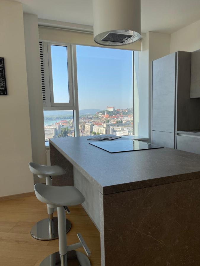 Sag Panorama Apartment 3 Rooms 19Th Floor Great View Free Parking Bratislava Ngoại thất bức ảnh