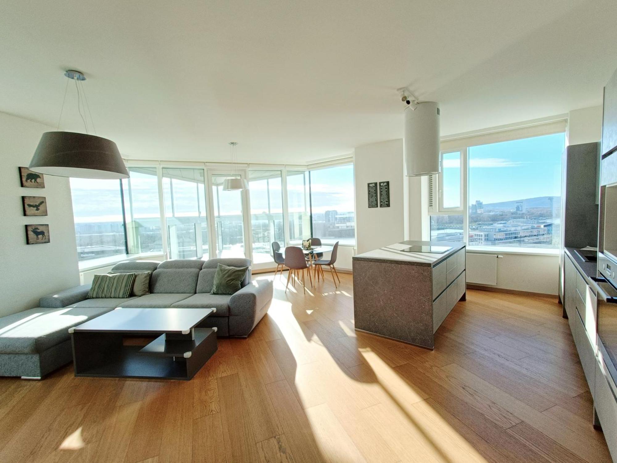 Sag Panorama Apartment 3 Rooms 19Th Floor Great View Free Parking Bratislava Ngoại thất bức ảnh